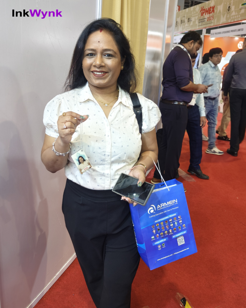 Live Luggage Tag Printing in Bharat Mandapam Pragati Maidan New Delhi iphex